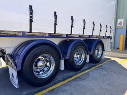 2009 Vawdrey
                St3 22 Pallet Refrigerated Curtain Sider 