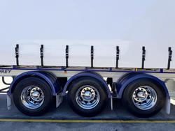 2009 Vawdrey St3 22 Pallet Refrigerated Curtain Sider