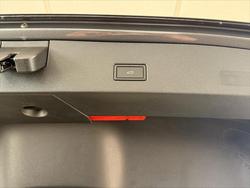 2025 Volkswagen T-ROC R-LINE