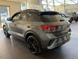 2025 Volkswagen T-ROC R-LINE