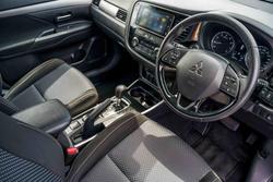 2017 Mitsubishi Outlander LS