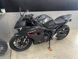 2024 Honda CBR650R BLACK