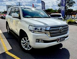 2021 Toyota Landcruiser VX VDJ200R 4X4 Dual Range Crystal Pearl