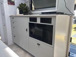 2025 Wonderland RV Xtr 2 Rear Bunk Layout