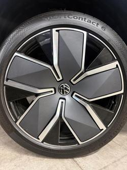 2025 Volkswagen Tiguan 195TSI R-Line