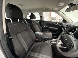 2023 Hyundai Venue (No Badge)