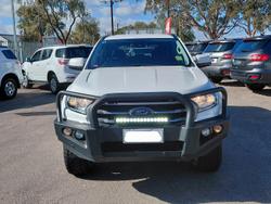 2022 Ford Everest Ambiente