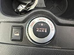 2017 Nissan X-TRAIL TS