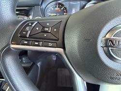 2017 Nissan X-TRAIL TS