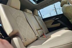 2022 Toyota Kluger Grande