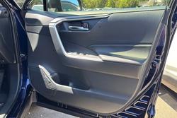 2025 Toyota RAV4 GXL