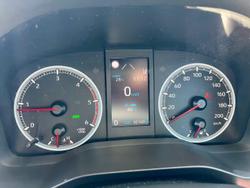 2022 Toyota Hiace Commuter