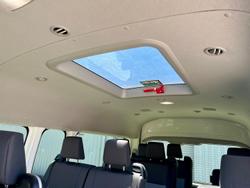 2022 Toyota Hiace Commuter