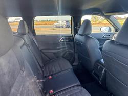 2024 Mitsubishi Outlander Black Edition