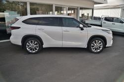 2024 Toyota Kluger Grande