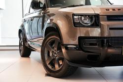 2025 Land Rover Defender 110 D350 X-Dynamic SE
