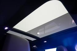 2025 Land Rover Defender 110 D350 X-Dynamic SE