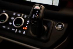 2025 Land Rover Defender 110 D350 X-Dynamic SE