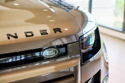 2025 Land Rover Defender 110 D350 X-Dynamic SE