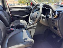 2020 MG ZS Essence AZS1 MY19 Diamond Red