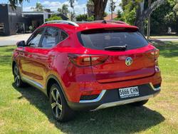 2020 MG ZS Essence AZS1 MY19 Diamond Red