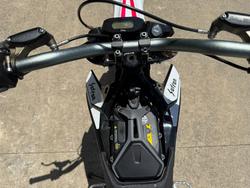 2025 Sur-ron 2025 SURRON Hyper Bee PINK