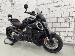 2024 Ducati Diavel V4 Diavel Red