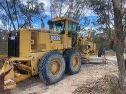 2000 John Deere Grader 670Ch