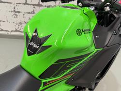 2023 Kawasaki Ninja 650L (LAMS) KRT Edition Ninja Green