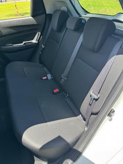 2022 Suzuki Swift GL AZ Series II Pure White