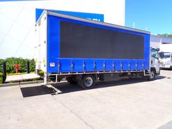 2018 ISUZU FRR 107-210