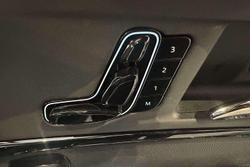 2025 Mahindra XUV700 AX7L