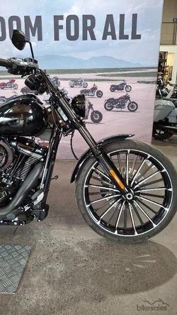 2025 Harley-davidson FXBR BREAKOUT (117) Vivid Black