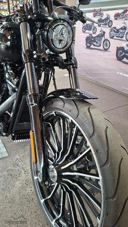 2025 Harley-davidson FXBR BREAKOUT (117) Vivid Black