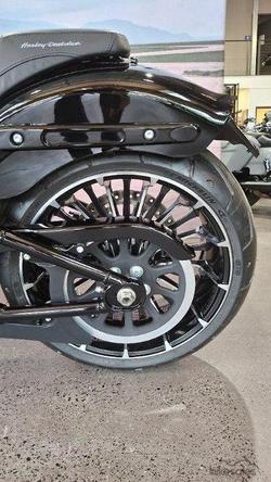 2025 Harley-davidson FXBR BREAKOUT (117) Vivid Black