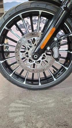 2025 Harley-davidson FXBR BREAKOUT (117) Vivid Black