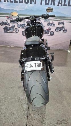 2025 Harley-davidson FXBR BREAKOUT (117) Vivid Black