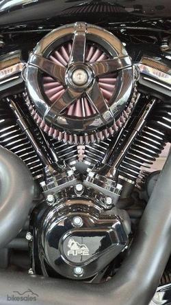 2025 Harley-davidson FXBR BREAKOUT (117) Vivid Black