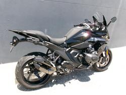 2026 BMW Motorrad 2026 BMW 1300CC R 1300 RS Triple Black BLACK STORM METALLIC