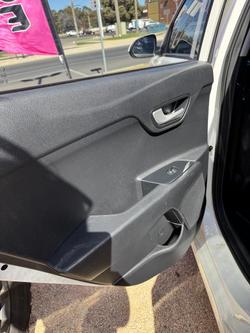 2018 Kia Rio S YB MY18 Clear White