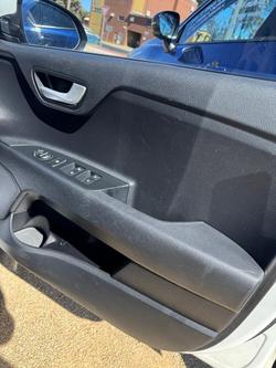 2018 Kia Rio S YB MY18 Clear White