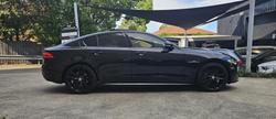 2016 Jaguar XE 25t R-Sport X760 MY17 Cosmic Black