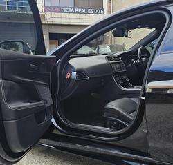 2016 Jaguar XE 25t R-Sport X760 MY17 Cosmic Black