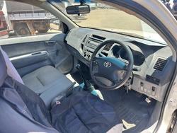 2005 Toyota Hilux Hilux 4X2 Workmate 2.7L Petrol Man Single Cab/Chas2584830 001 Glacier White