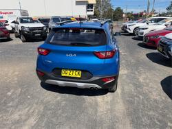 2024 KIA STONIC SPORT