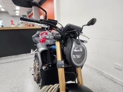 2024 Honda CB650R Red