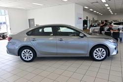2023 Kia Cerato S