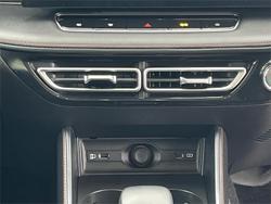 2025 MG HS Essence AS33 MY25 Cashmere Silver