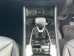 2025 MG HS Essence AS33 MY25 Cashmere Silver