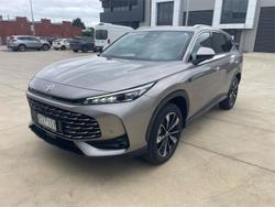 2025 MG HS Essence AS33 MY25 Cashmere Silver